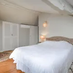 Gorgeous Apartment In Bastia With Kitchen